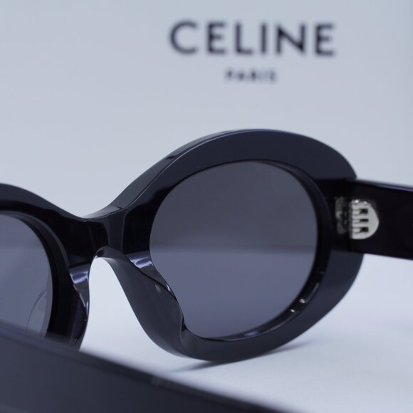 Celine CL40194U 01A Oval Sunglasses - Black/Smoke - Picture 13 of 14